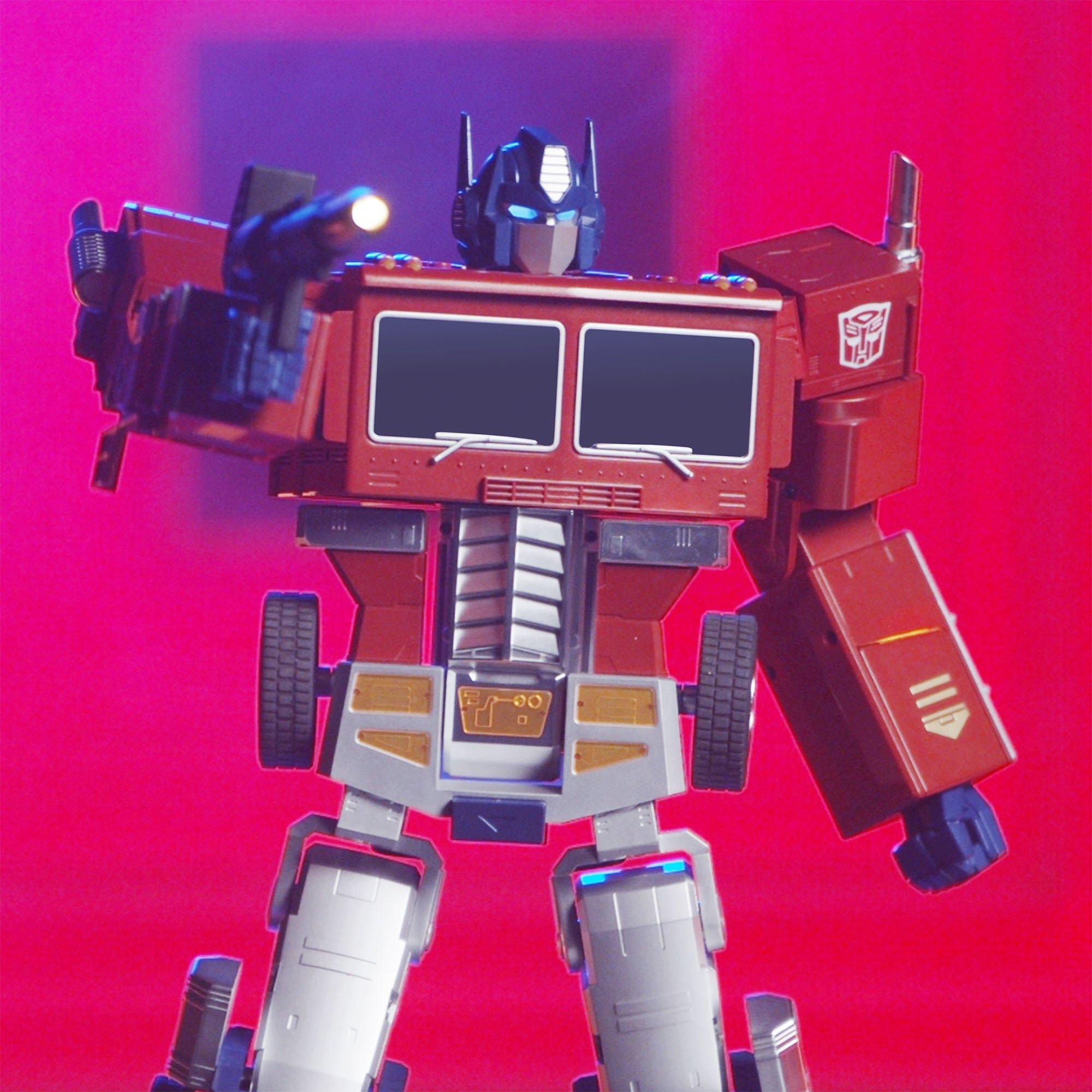 Transformers Optimus Prime Auto-Converting Robot (Elite) by Robosen